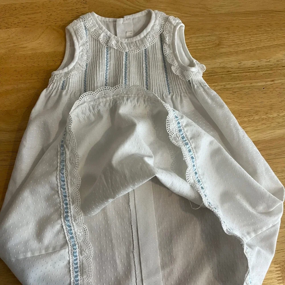 Baby 9 12M White Swiss Dot Smocked Dress Lace Sleeveless Heirloom Occasion